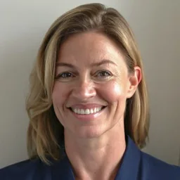 Esther Bakker